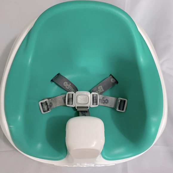 ‼️SOLD ON FBM‼️ Bumbo seat with tray - Picture 2 of 5